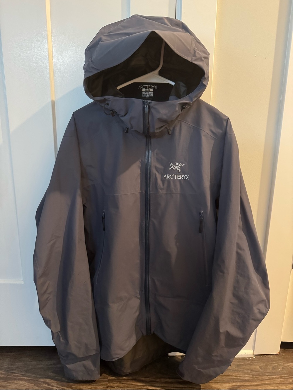 Arc'teryx Mens Waterproof Hooded Jacket - Slate Gray